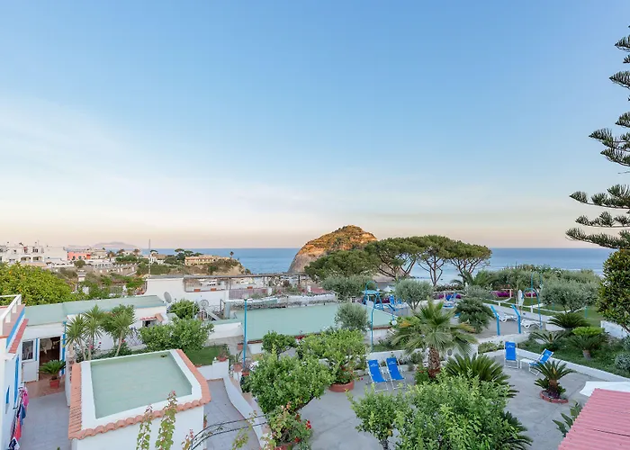 Hotel Casa Adolfo Ischia